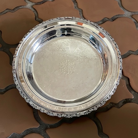 Vintage Silver Serving Pie Plate - Picture 3 of 5